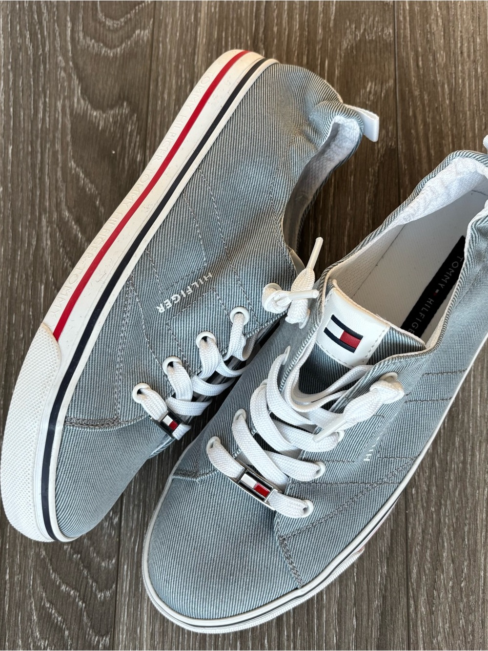 Tommy Hilfiger Light Gray Canvas Low-Top Sneakers with Red & Navy Accents